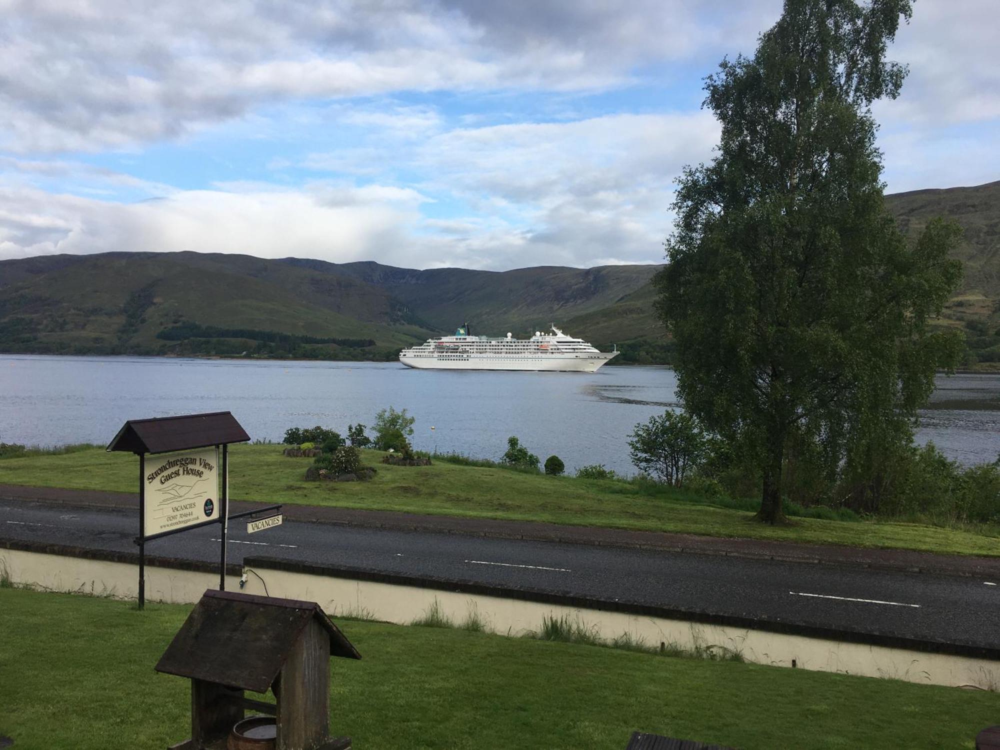 Stronchreggan View Guest House Fort William Buitenkant foto