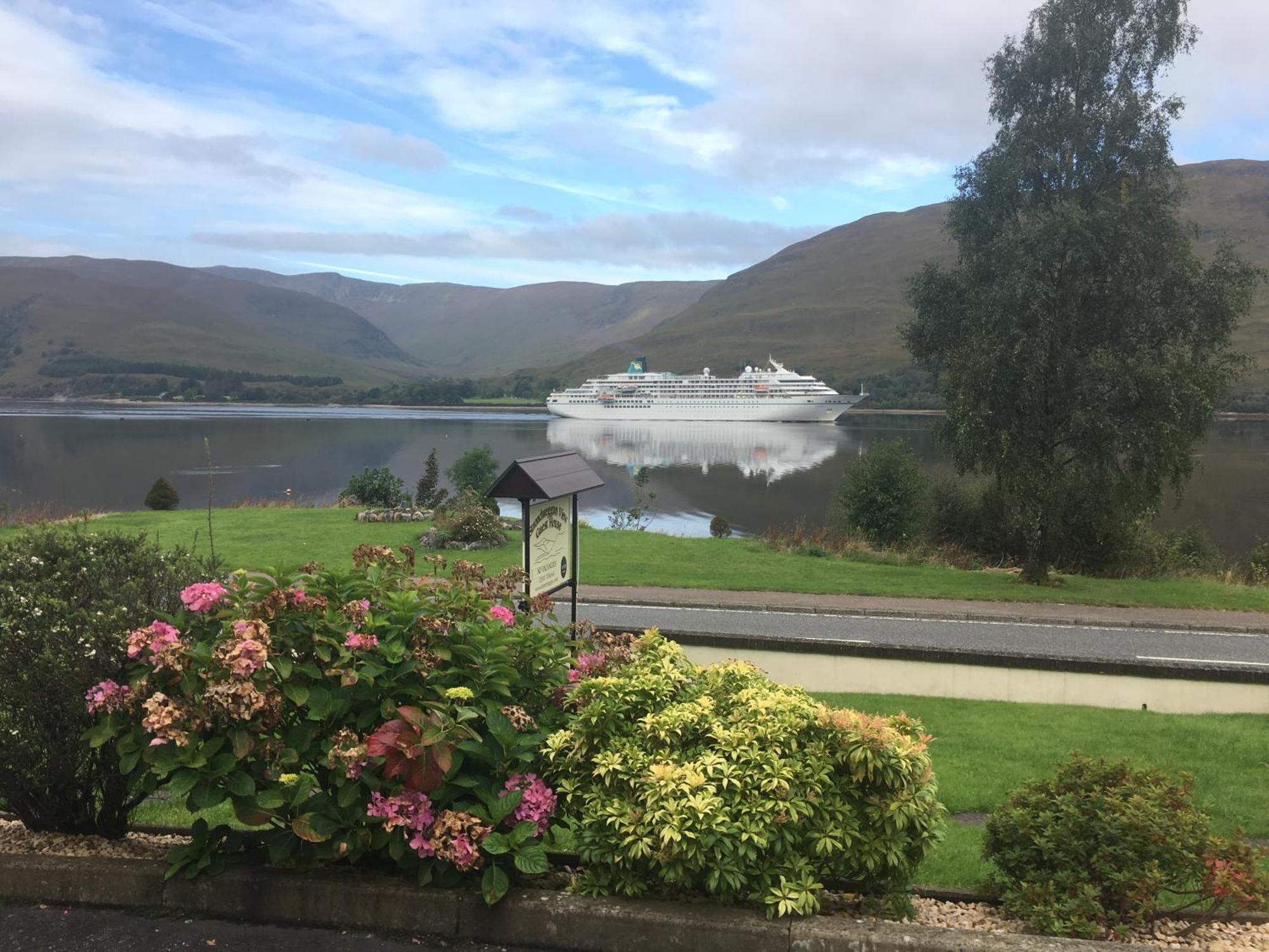 Stronchreggan View Guest House Fort William Buitenkant foto