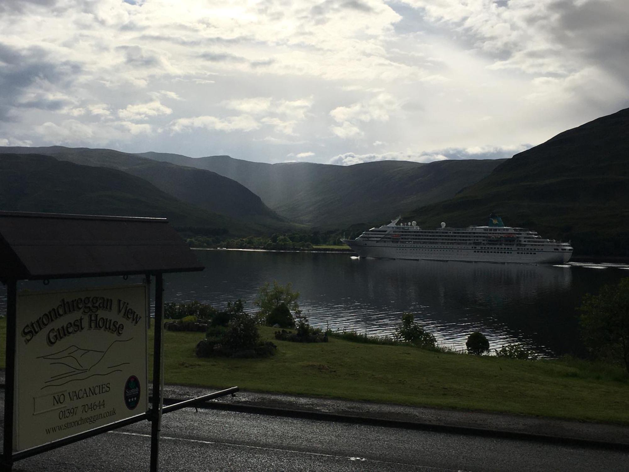 Stronchreggan View Guest House Fort William Buitenkant foto