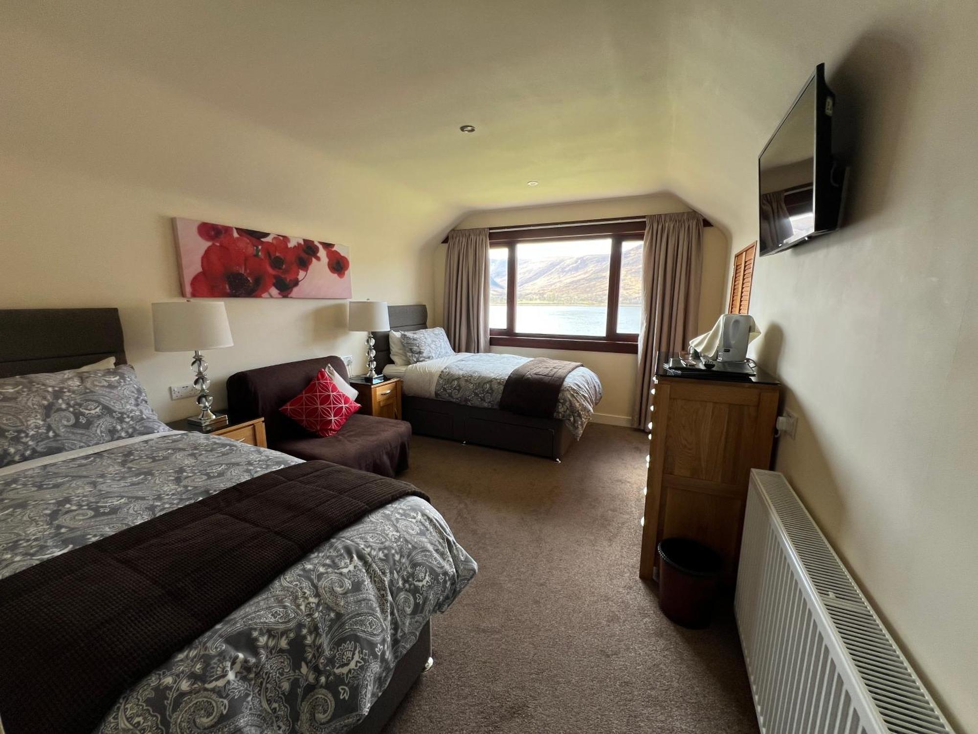 Stronchreggan View Guest House Fort William Buitenkant foto